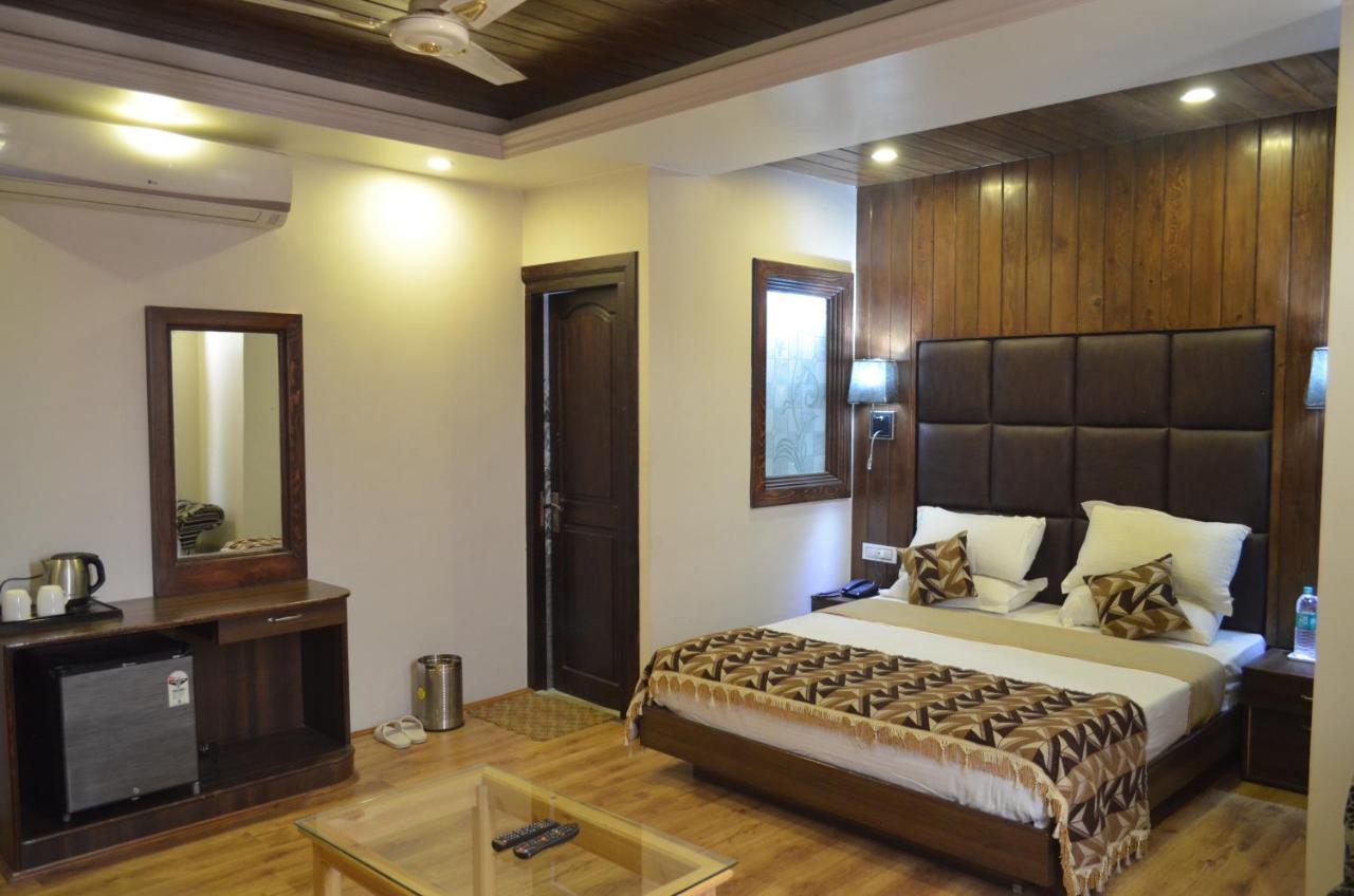 Hotel The Valley View Kashmir Srīnagar 외부 사진