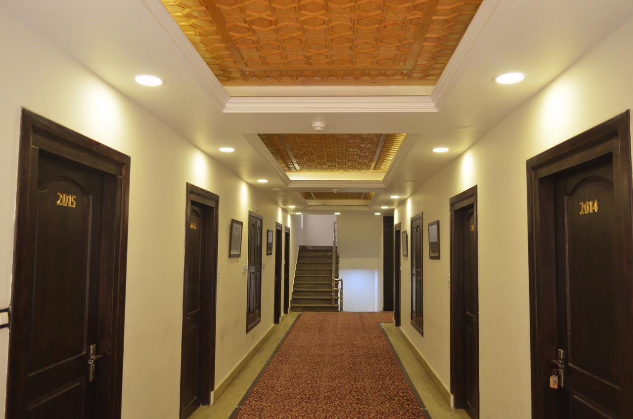 Hotel The Valley View Kashmir Srīnagar 외부 사진